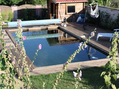 PISCINE en bois immergée