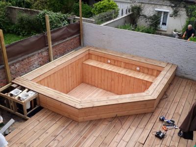 Piscine immergée 3.50x3.50 en cours de réalisation